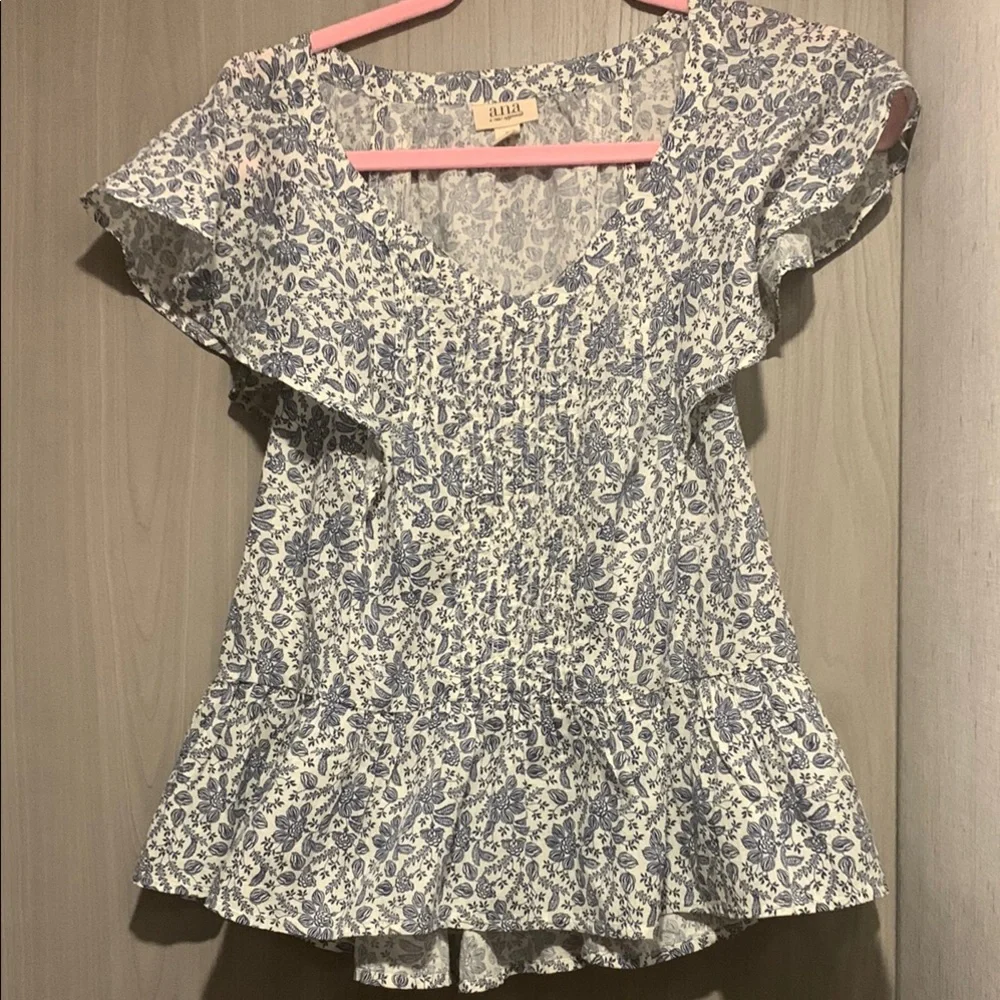 ANA NWT Blue Floral Women's Baby Doll Flutter Sleeve Top - Picture 9 of 12